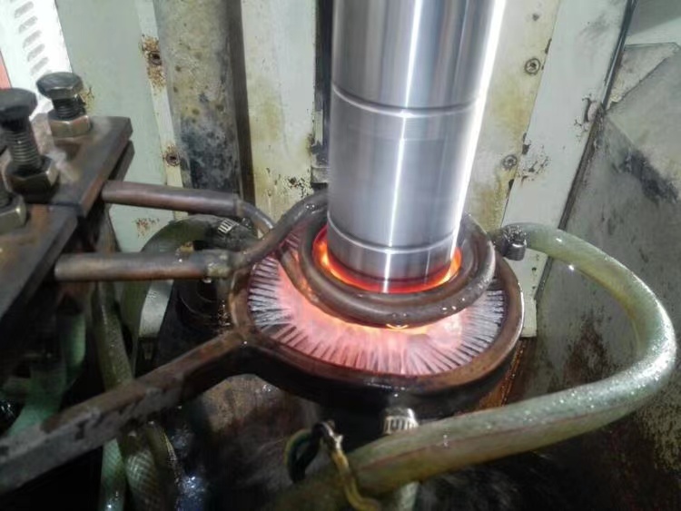 感應(yīng)加熱設(shè)備加熱實心圓柱體頻率如何選擇？